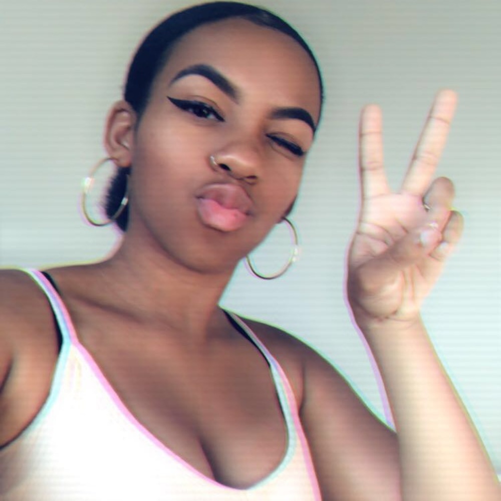 Meet your Posher, Lightskinn